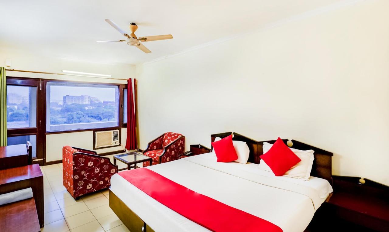 Hotel Oscar Regency Pancskula Kültér fotó