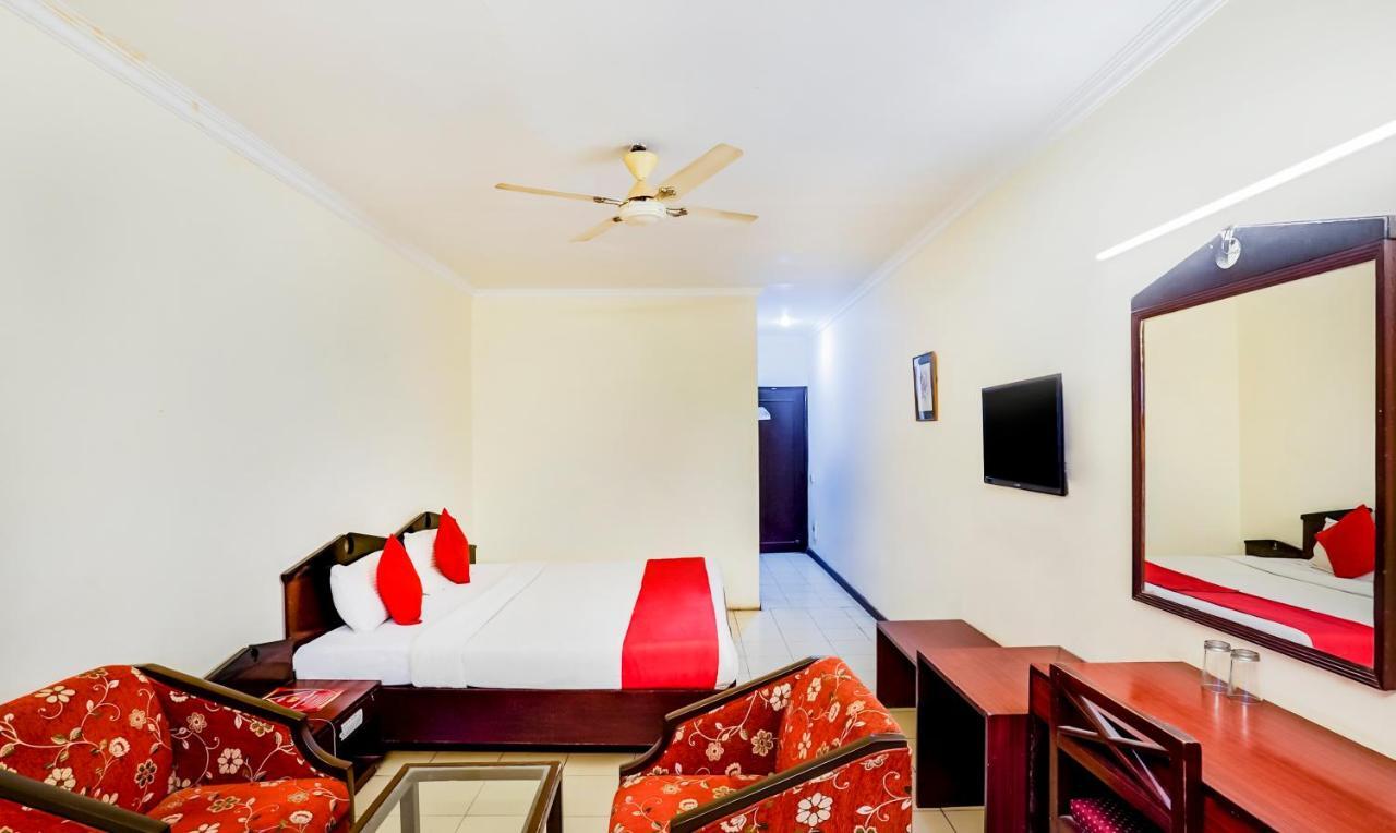 Hotel Oscar Regency Pancskula Kültér fotó